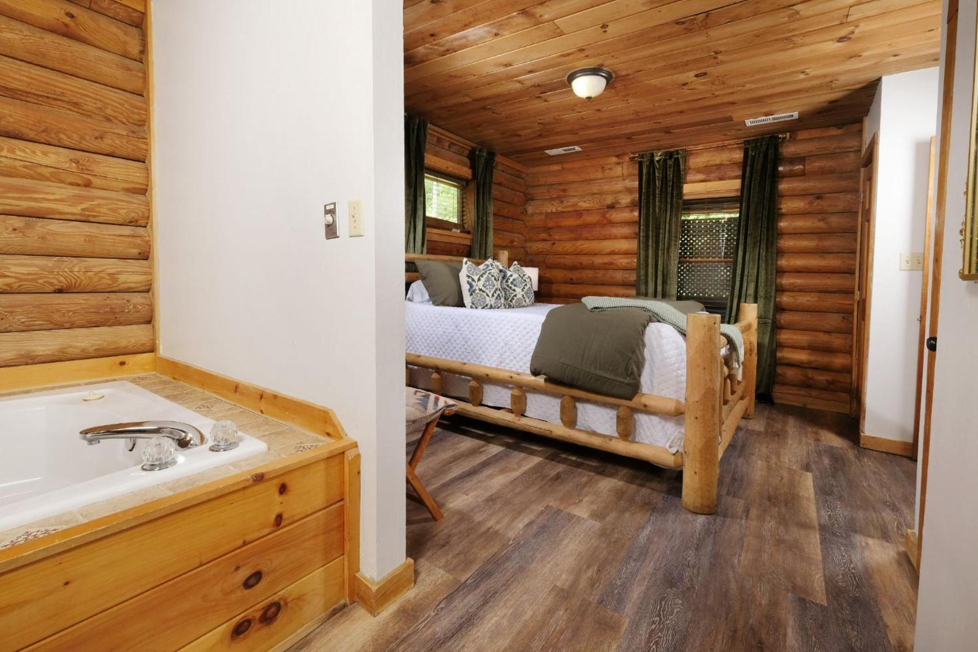 Grove Creek Cabin Gatlinburg Exterior photo