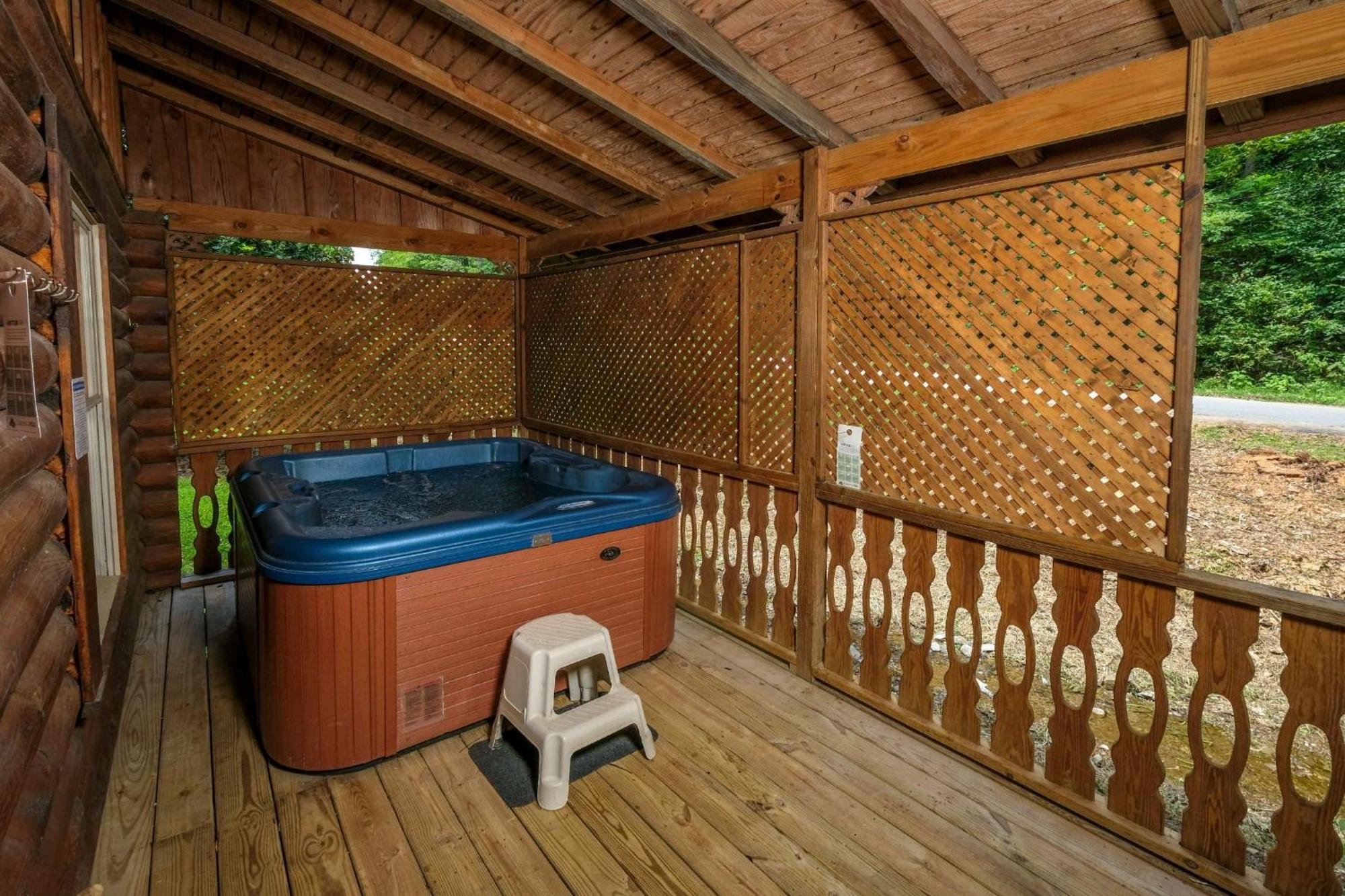 Grove Creek Cabin Gatlinburg Exterior photo